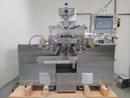 Machine à capsules souples à grande vitesse avec commande servo guidée par ruban individuel et vitesse de roulement variable