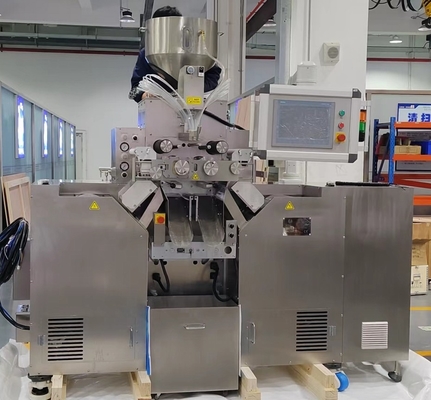 Machine à capsules en gel doux à haute rigidité de torsion avec réducteur harmonique 5.5kw 16 plongeurs