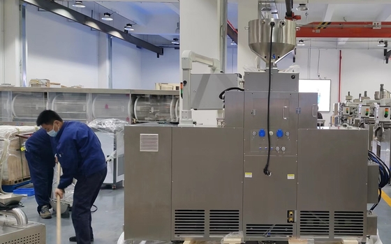 Précision 5,5 kW Puissance Servo contrôle Capsule Machine SIEMENS1510T Système de contrôle Réducteur harmonique